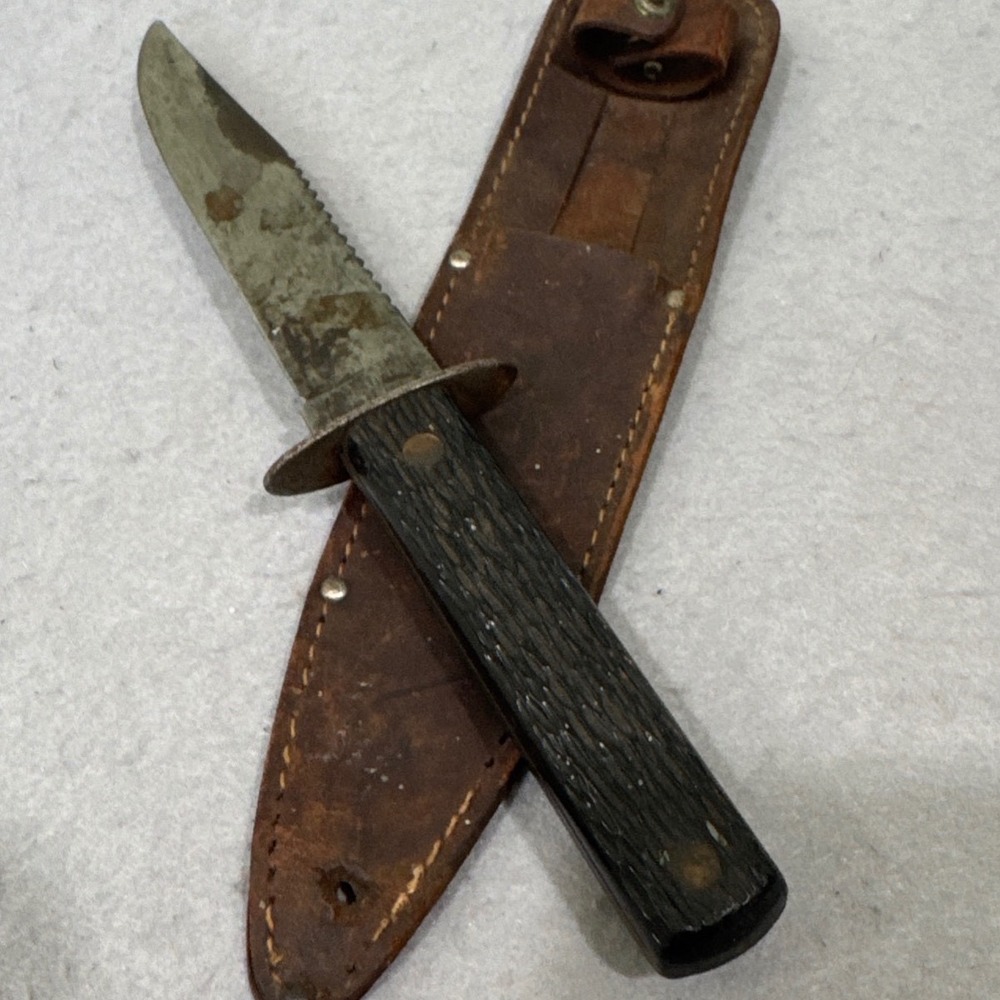 Imperial Hunting Survival Knife Vintage USA Silver Black Serrated Blade Sheath